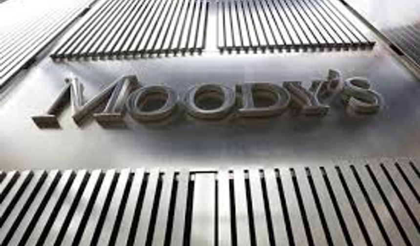 Moody's İngiltere'nin kredi notunu teyit etti