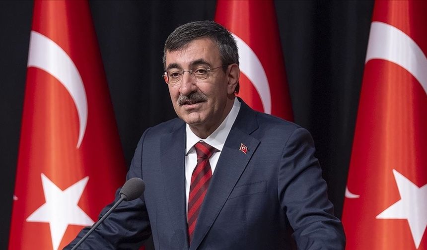 Yılmaz: Bu ziyaretin, Kıbrıs Türkü'nün geleceğine dair ortak irademizi pekiştirmesini, yakın işbirliğini daha da güçlend