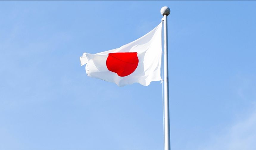 Japonya'da anayasanın ilk kez revize edilmesi için görüşmeler başladı