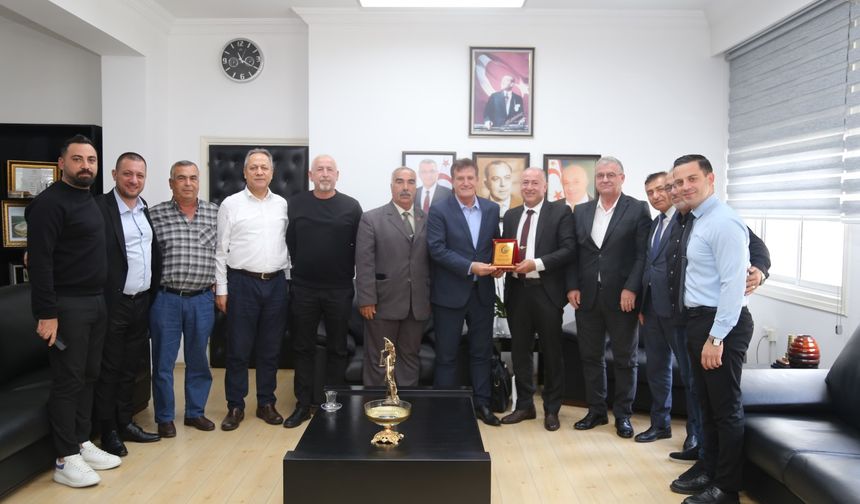 Arıklı, Adanalılar Derneği’ni kabul etti