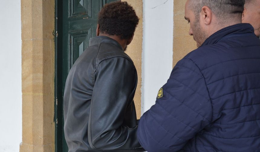 Ülkesine Gitmek İçin Yardım İstedi, Muhaceret Kontrolünde Yakalandı