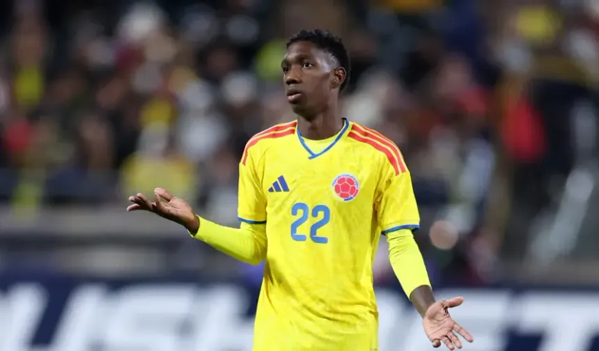 Uçaklar peş peşe iniyor, Galatasaray bir transferi daha bitirdi. Geliş saati belli oldu