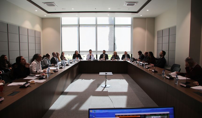 İdari, Kamu ve Sağlık İşleri Komitesi toplandı