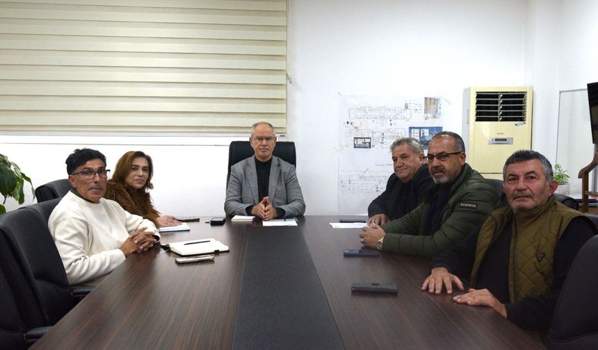 Bakan Hasipoğlu, Kıbrıs Türk İnşaat Taşeronları Birliği temsilcilerini kabul etti