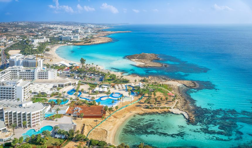 Ayia Napa’da kadın işçiler için kötü koşullar ve cinsel istismar iddiası: Belgesel İngiltere'den yayımlandı