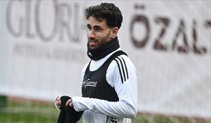 Beşiktaş, Rafa Silva'nın Benfica'ya transferini duyurdu