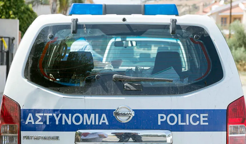 Larnaka Havalimanı’nda 210 karton sigara ele geçirildi