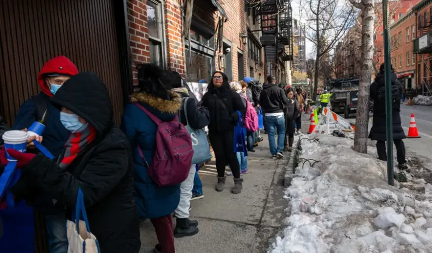 ABD'nin ilk ücretsiz marketi açıldı, saatler öncesinde kuyruk oluştu