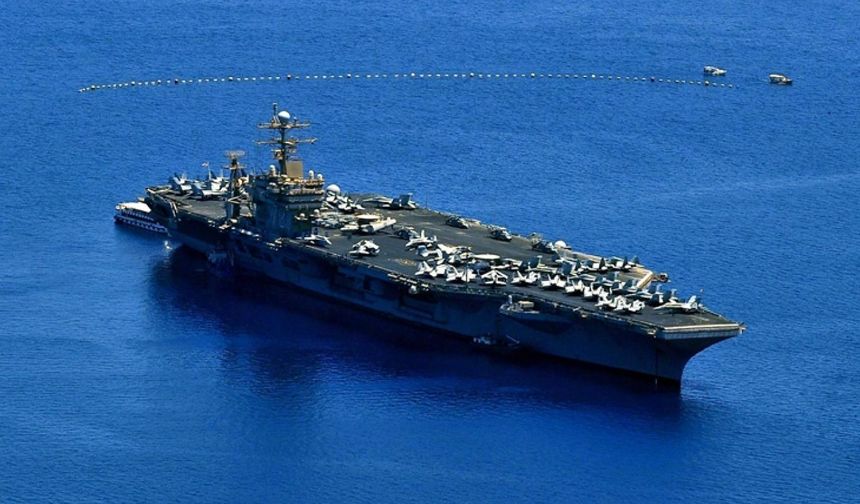 ABD, Umman Denizi’nde uçak gemisine yaklaşan İran’a ait İHA’yı düşürdü