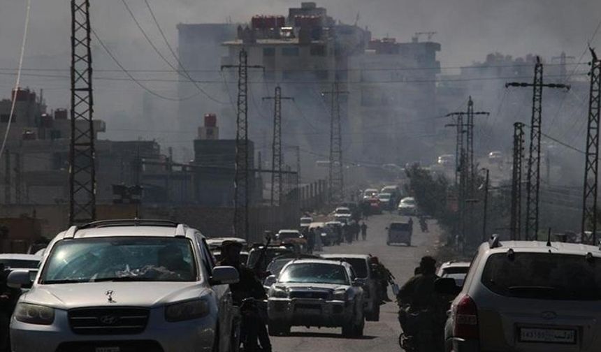 Suriye'nin Suveyda ilinde mühimmat yüklü araç infilak etti: Çok sayıda yaralı var