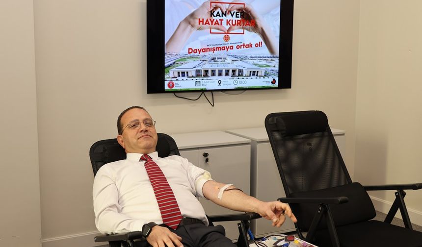 Meclis’te “Dayanışmaya Ortak Ol” sloganıyla kan bağış kampanyası düzenlendi