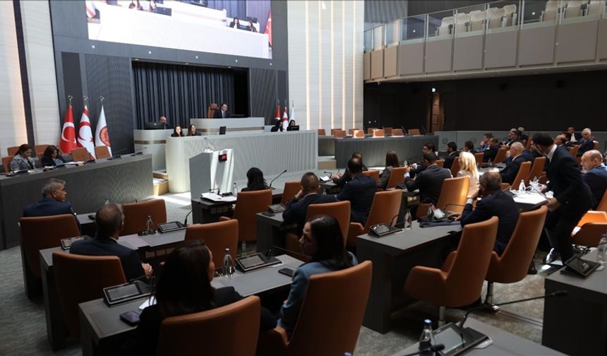 Cumhuriyet Meclisinde güncel konuşmalar yapılıyor