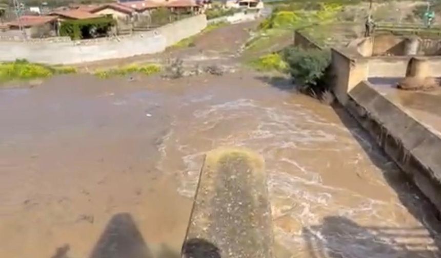 Lefke–Doğancı güzergâhında derivasyon kanalında temizlik çalışmaları sürüyor