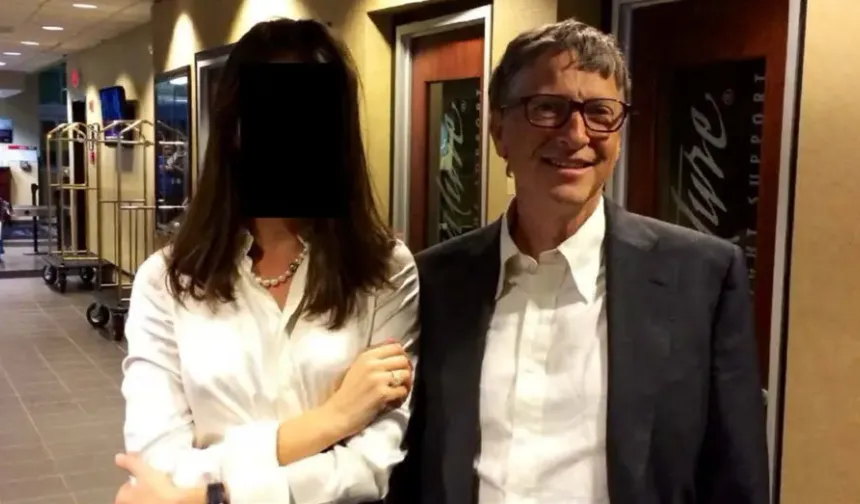 Dünyanın en akıllı insanıydı, aptalı oynamaya başladı