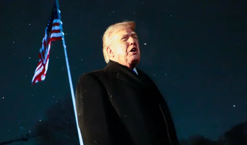 Trump, İran'la ticaret yapan ülkelere gümrük vergisi içeren başkanlık kararnamesini imzaladı