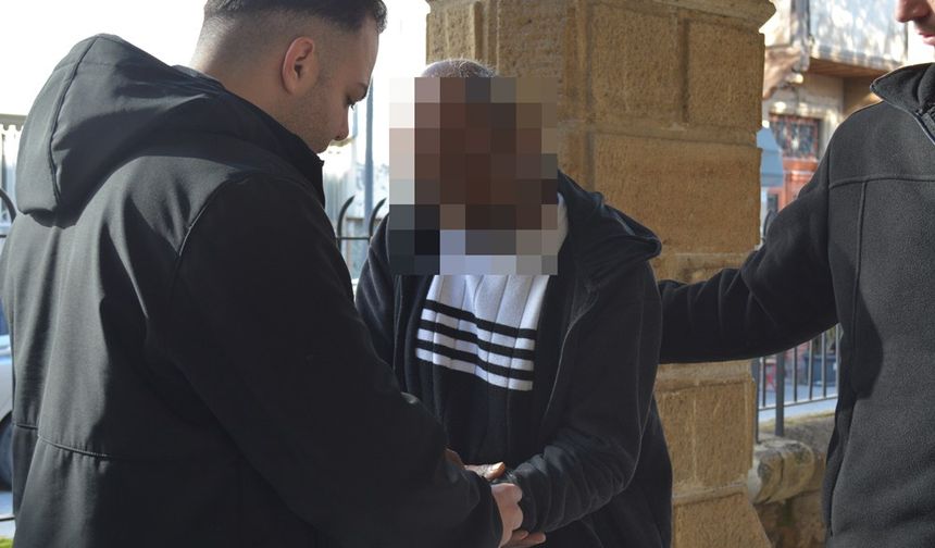 KKTC’de 655 Gün İzinsiz İkamet Eden Zanlı Mahkemeye Çıkarıldı