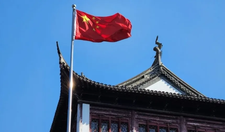 Çin, İran'daki vatandaşlarına ülkeyi terk etmeleri uyarısı yaptı