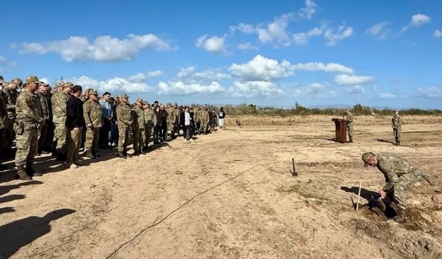 Gülseren Eğitim Taburu’nda bin 500 fidan toprakla buluştu