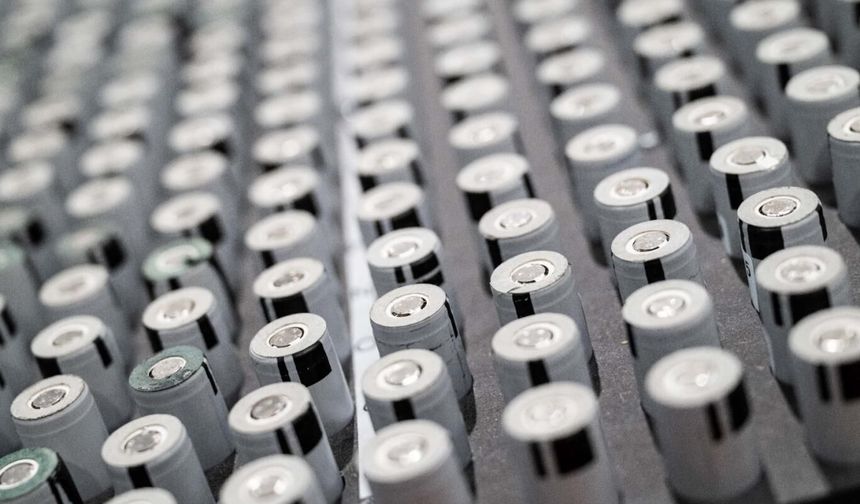 Çin'de geliştirilen batarya, elektrikli arabaların menzilini iki katına çıkarabilir