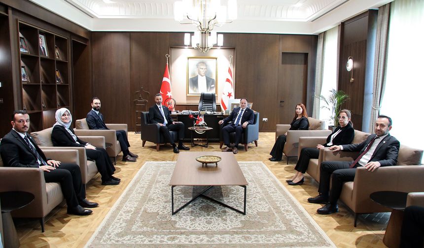 Öztürkler: "UID’ın uluslararası ve diplomatik alandaki çalışmalarını takdirle takip ediyoruz"