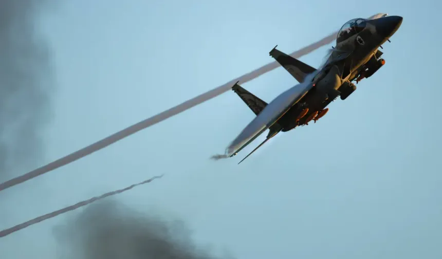 İsrail ordusu, Lübnan'da Litani Nehri üzerindeki biri köprüyü daha vurdu