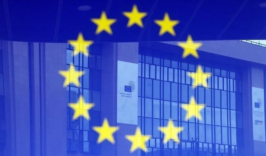 AB'den İranlı 16 yetkili ve 3 kuruluşa yeni yaptırım