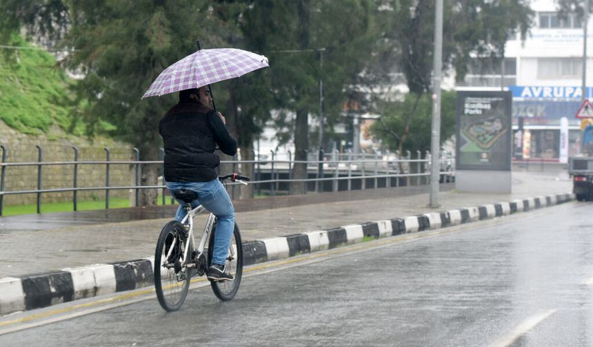 Bayram tatili bereketli yağmurlarla başladı… Ramazan Bayramı’nın ardından da bol yağışlı bir hafta bekleniyor