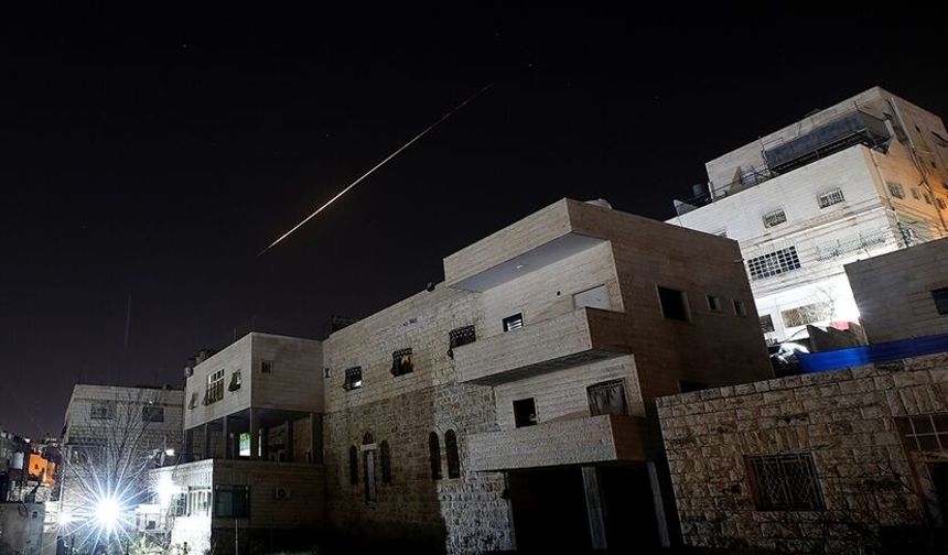 İran: Düşman tamamen teslim olana kadar savaşı sürdüreceğiz