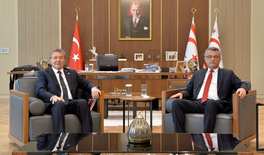 Cumhurbaşkanı Erhürman, Başbakan Üstel ile görüştü