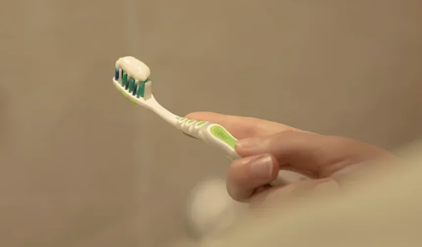 Diş fırçalamaya 'iki dakika'mız yok