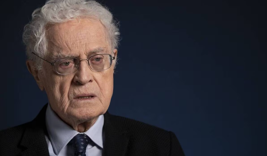 Eski Fransa Başbakanı Lionel Jospin 88 yaşında hayatını kaybetti