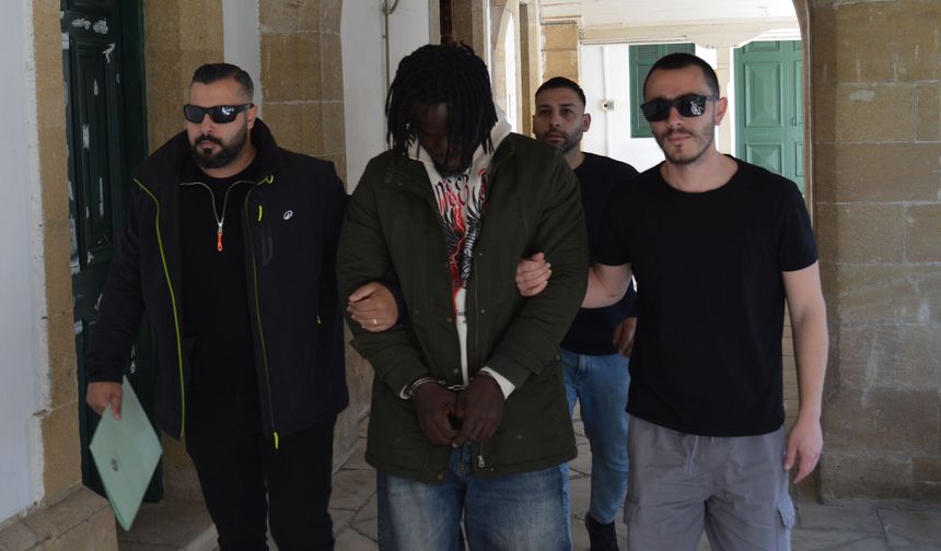 Lefke'de yasaklı madde operasyonu!