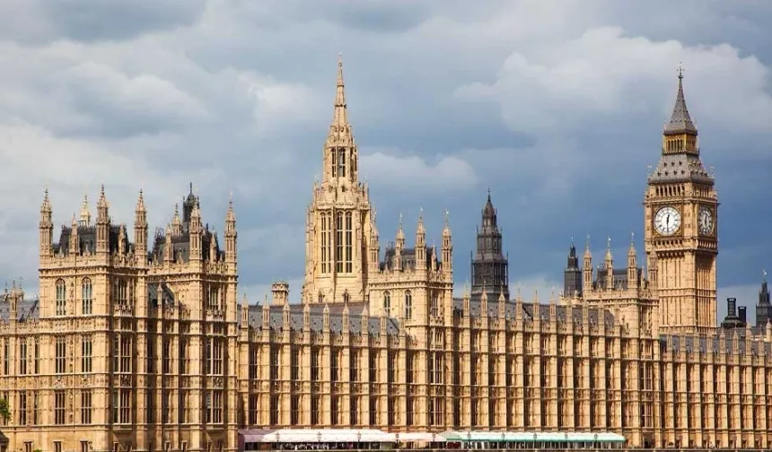 İngiltere'de 60'tan fazla milletvekili, İsrail'e yaptırım çağrısı yapan önergeye destek verdi