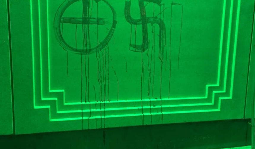 İsveç'te bir camiye ırkçı saldırı düzenlendi