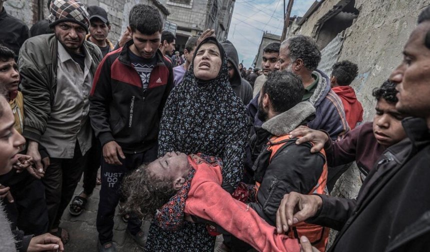 Gazze'deki Sağlık Bakanlığı: İsrail'in son 48 saatteki saldırılarında 11 Filistinli hayatını kaybetti