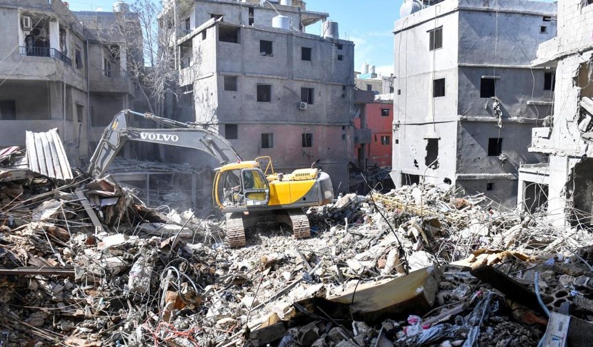 İsrail'in Lübnan'a saldırılarını başlatmasından bu yana hayatını kaybedenlerin sayısı 2 bin 196'ya çıktı