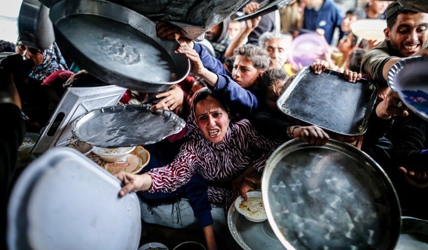 Gazze Barış Kurulu temsilcisinden "İsrail kısıtlamaları yardımları engelliyor" açıklaması