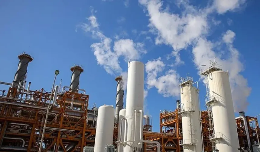 İsrail, İran'ın en büyük doğalgaz sahasını vurdu