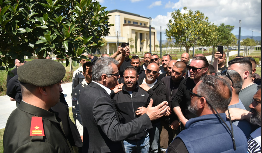 Meclis’te bekleyiş sürüyor