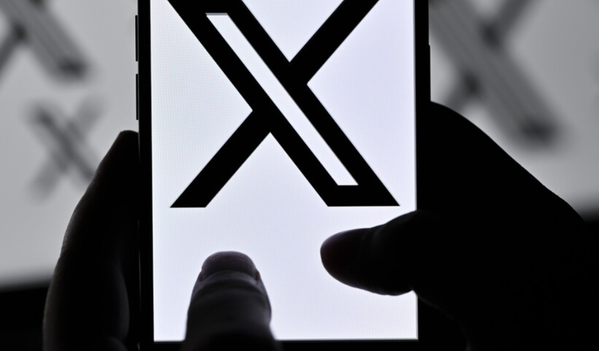 İngiltere'deki bir araştırmaya göre X, 13 yaşındaki çocuklara cinsel içerikli paylaşımlar öneriyor