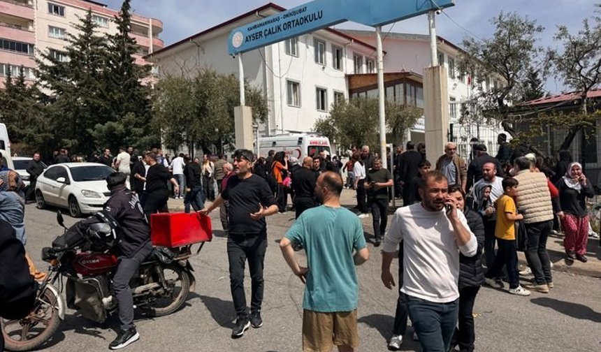 5 silah ve 7 şarjörle okula gitti! 2 sınıfı hedef aldı!