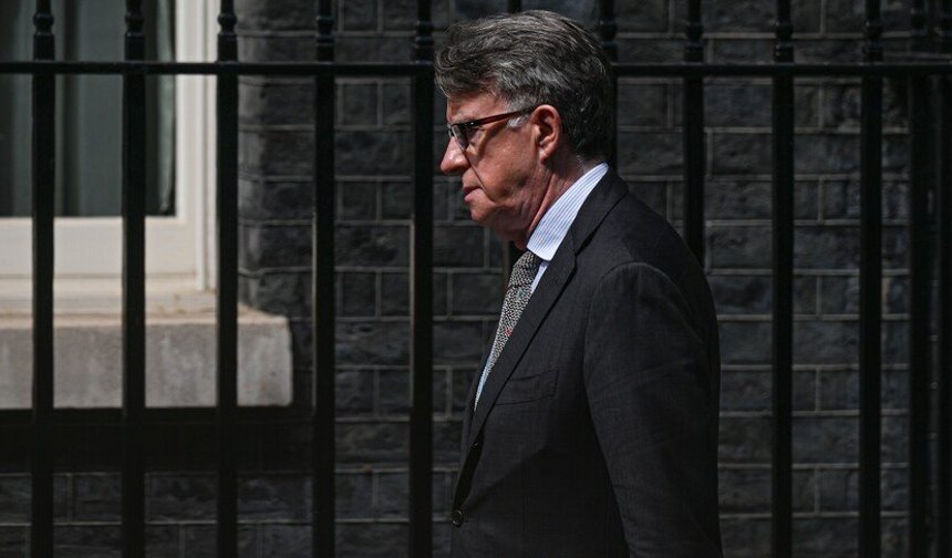 İngiltere'de Epstein bağlantılı büyükelçi atamasında imzası bulunan Dışişleri Müsteşarı kendisini savundu