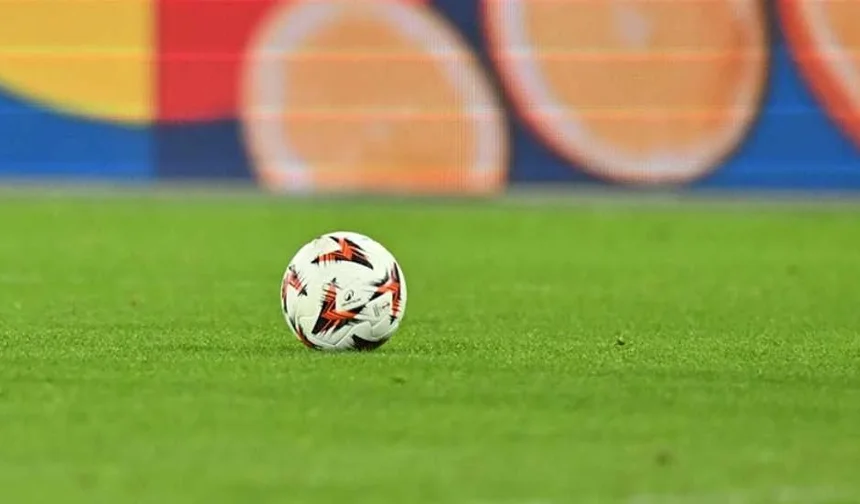 İspanya'da rakibine yumruk atan Arjantinli kaleci Andrada'ya 13 maçlık rekor ceza