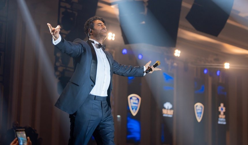 Mahsun Kırmızıgül’den, Merit Royal Dıamond’da müzik ziyafeti