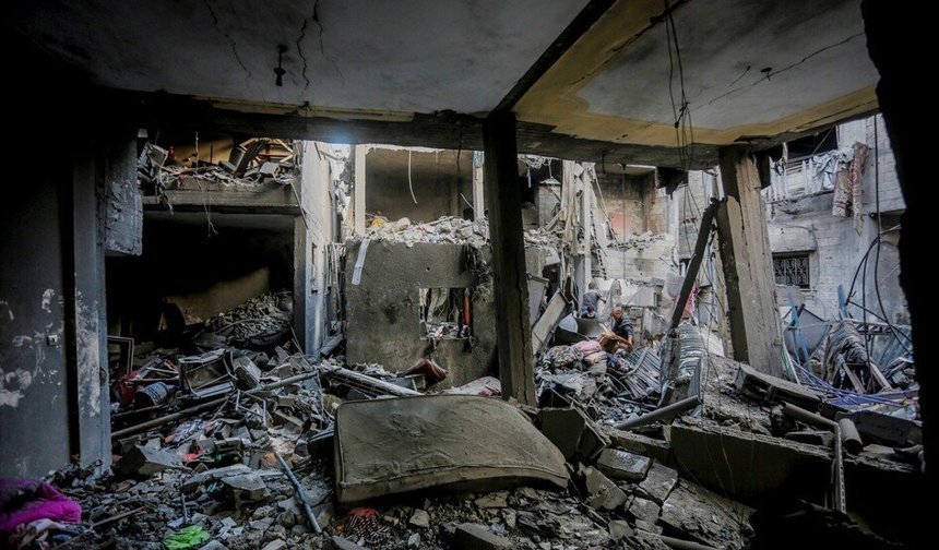 İsrail'in Gazze'ye saldırılarında can kaybı 72 bin 736'ya yükseldi