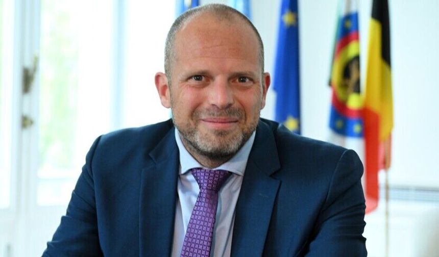Belçika Savunma Bakanı Francken: Dünyanın Atatürk gibi insanlara daha çok ihtiyacı var