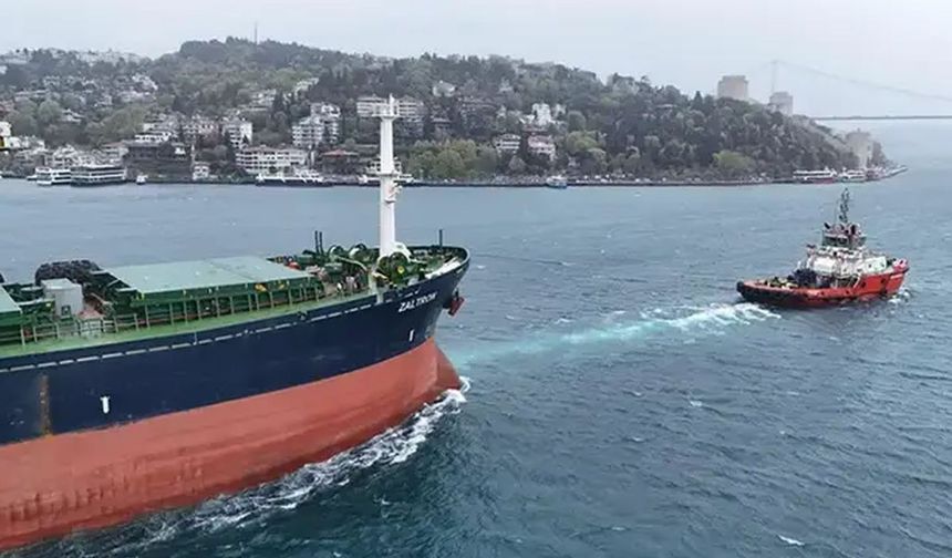 İran, Hürmüz Boğazı'nın yalnızca İran ile işbirliği yapan taraflara açık olacağını duyurdu