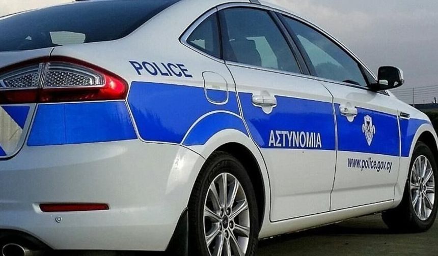 Güney Kıbrıs'ta kasap dükkanı önüne patlayıcı maadde konuldu