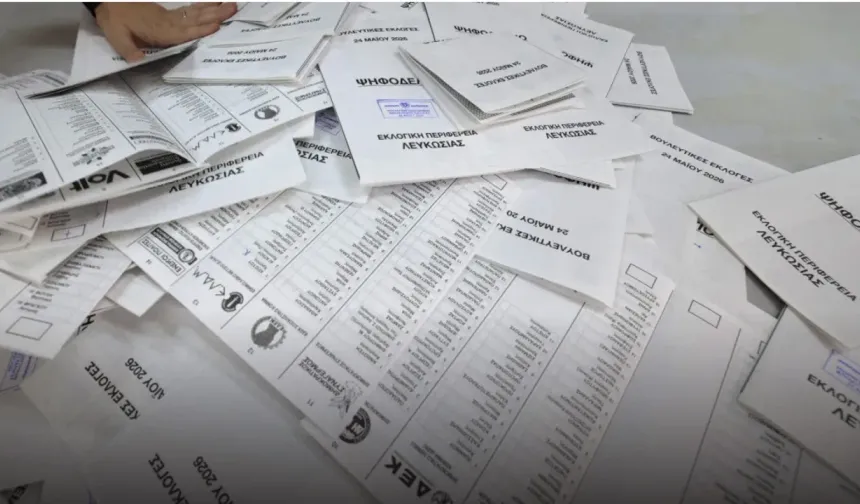 Güney Kıbrıs'ta seçim yasası gündem oldu...DDP milletvekili 280 oyla meclise girdi