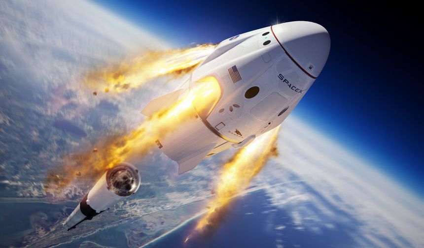 SpaceX, hisse başına 135 dolardan halka arz planlıyor